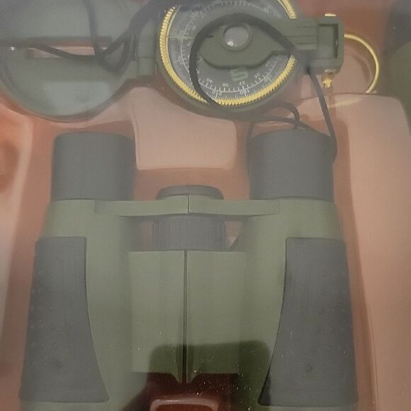 Ozark Trail 5 Piece Outdoor Adventure Set binoculars compass flashlight whistle - Picture 3 of 5